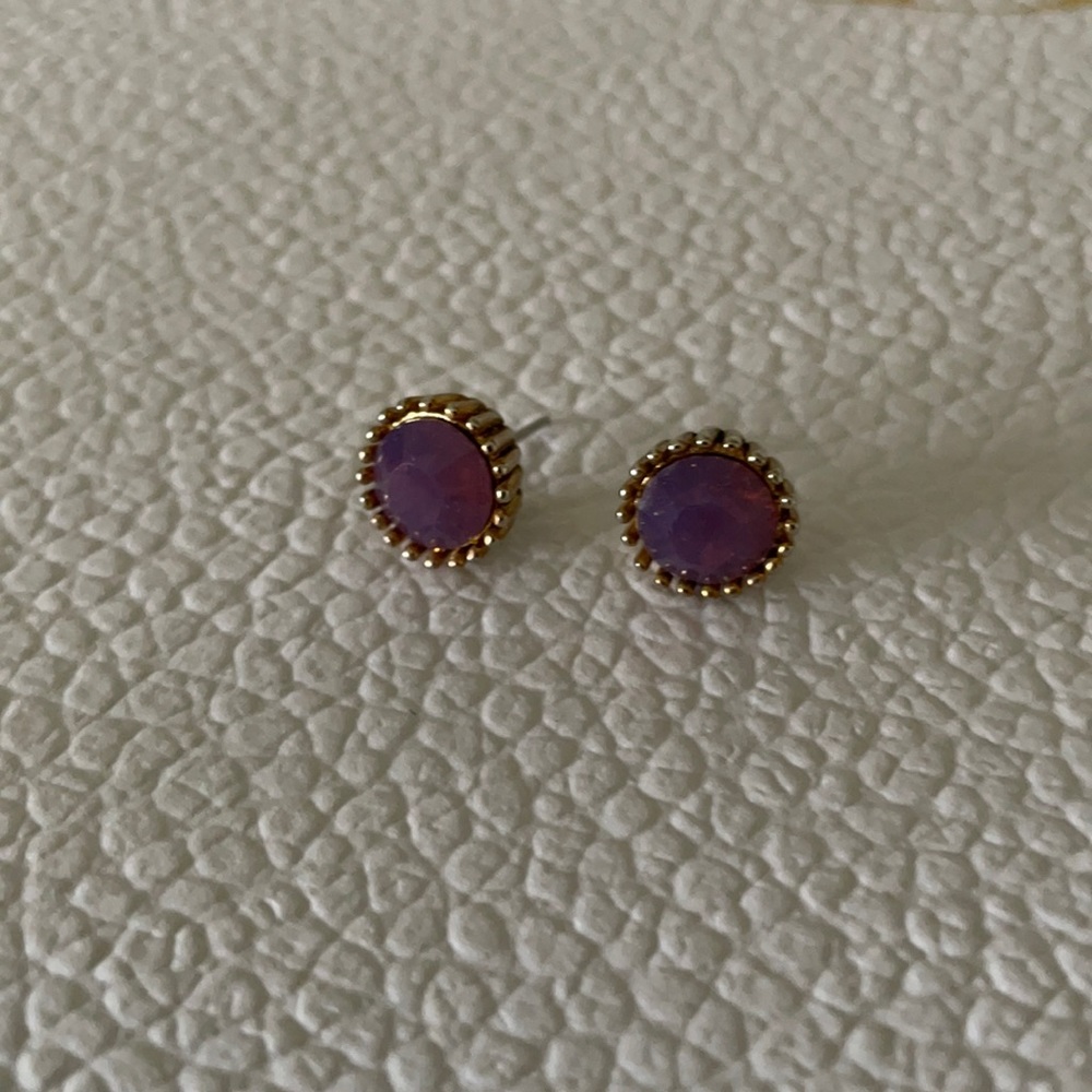 💕5 for $10💕 Purple Gem Studs